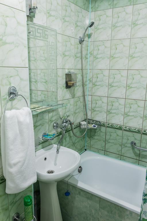 Molodezhnaya Hotel Brest Bagian luar foto